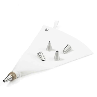 Ricardo Pastry Bag with Assorted Tips