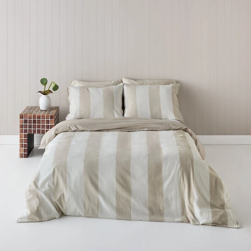 Somerton Comforter Set