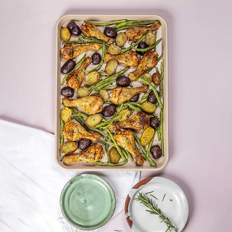 Trudeau RESISTALL Ceramic Cookie Sheet, 12x17''