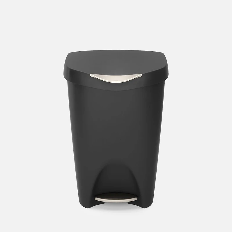 Umbra Brim Step Bin With Lid, 50L