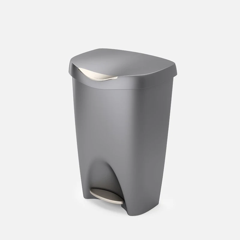 Umbra Brim Poubelle à pédale avec couvercle, 50 L - Nickel