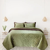 Velluto Quilt Set