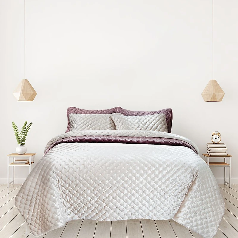 Velluto Quilt Set