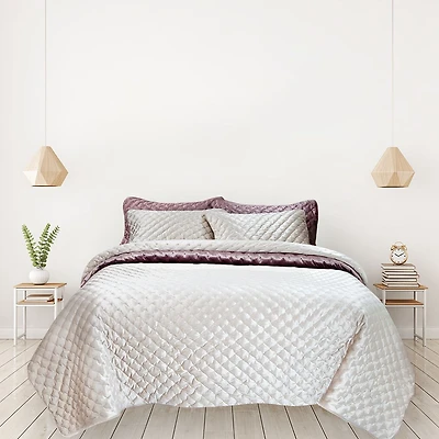 Velluto Quilt Set