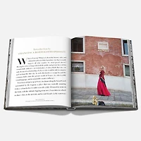 Venetian Chic Book, English