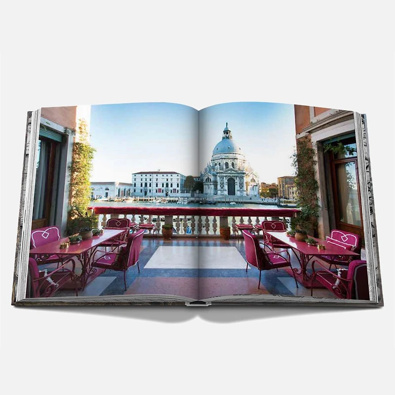Venetian Chic Book, English