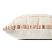 Coussin Magnus par Loloi - Naturel et Multi
