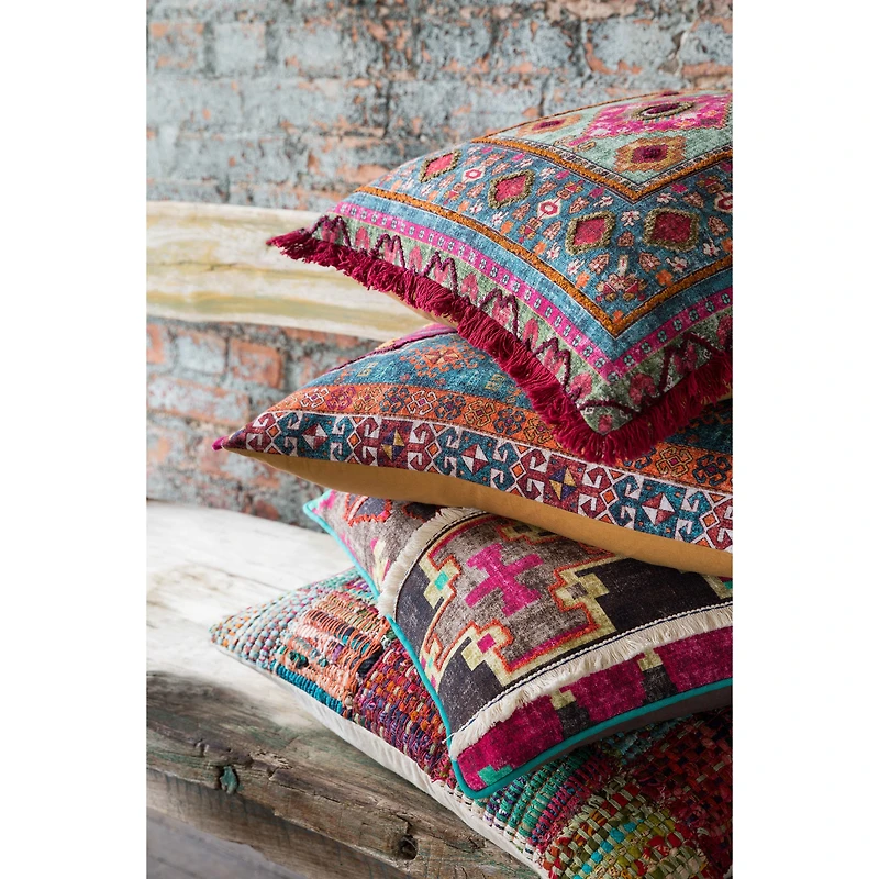 Coussin Lindy par Loloi - Rouge et Multi
