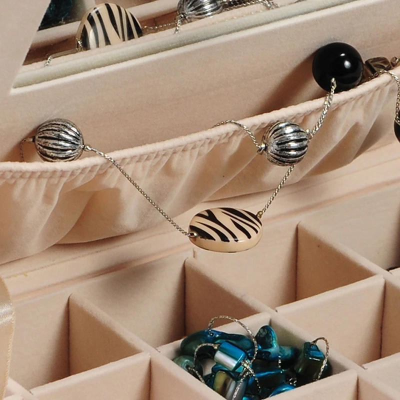 Mele and Co Maria Fashion Jewellery Box and Ring Case