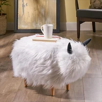 Pouf en faux yak blanc