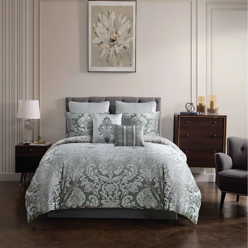 Camila Comforter Set
