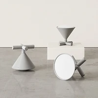 Lampe de table en forme de Martini Cono    Gris