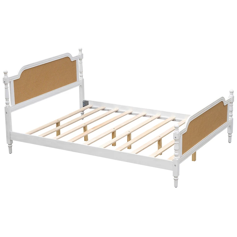 Lit queen en rotin traditionnel noyer antique