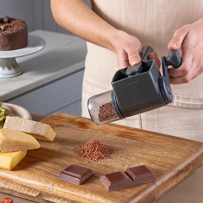 Zyliss Professional Cheese Grater With Container