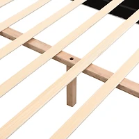 Lit rembourré en bouclé blanc élégant avec cadre en bois massif – grand format (Queen)