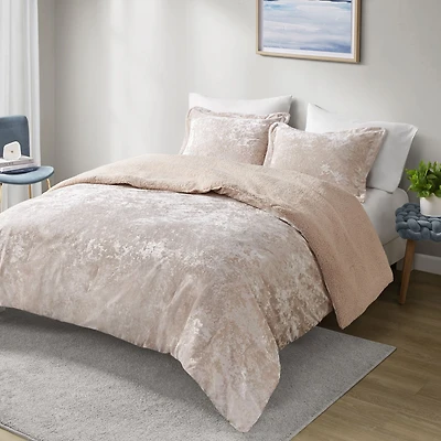 Ella Comforter Set