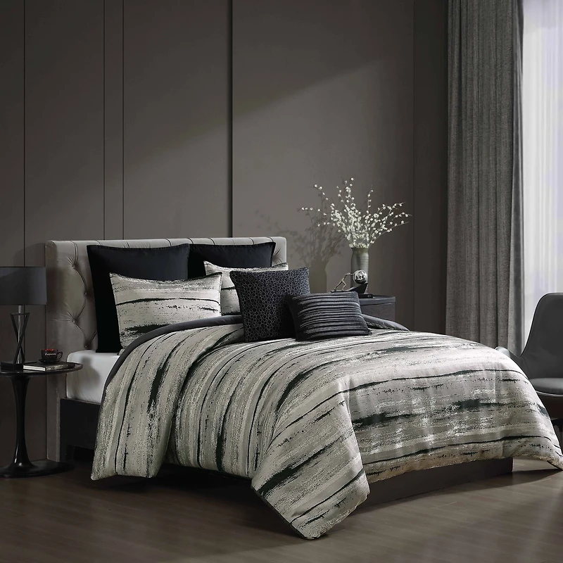 Ennis Comforter Set