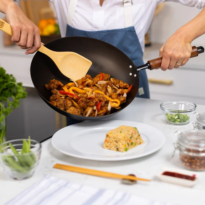 Joyce Chen Classic Series Carbon Steel Preseasoned Stir Fry Pan - 12''