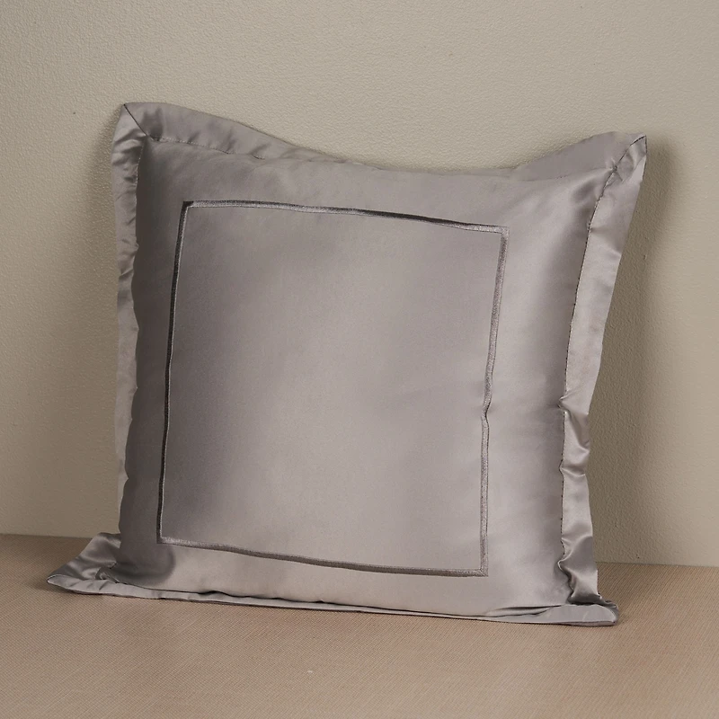 Keynote Square Cushion