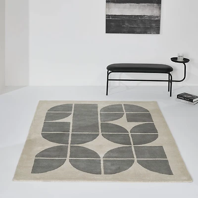 Perseverance Oatmeal and Charcoal Indoor Rug