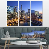 Toile « Chicago River with Bridges at Sunset