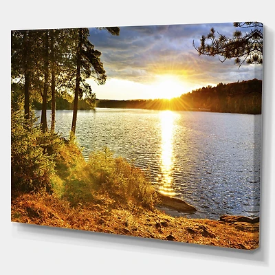 Toile imprimée « Beautiful View of Sunset over Lake »