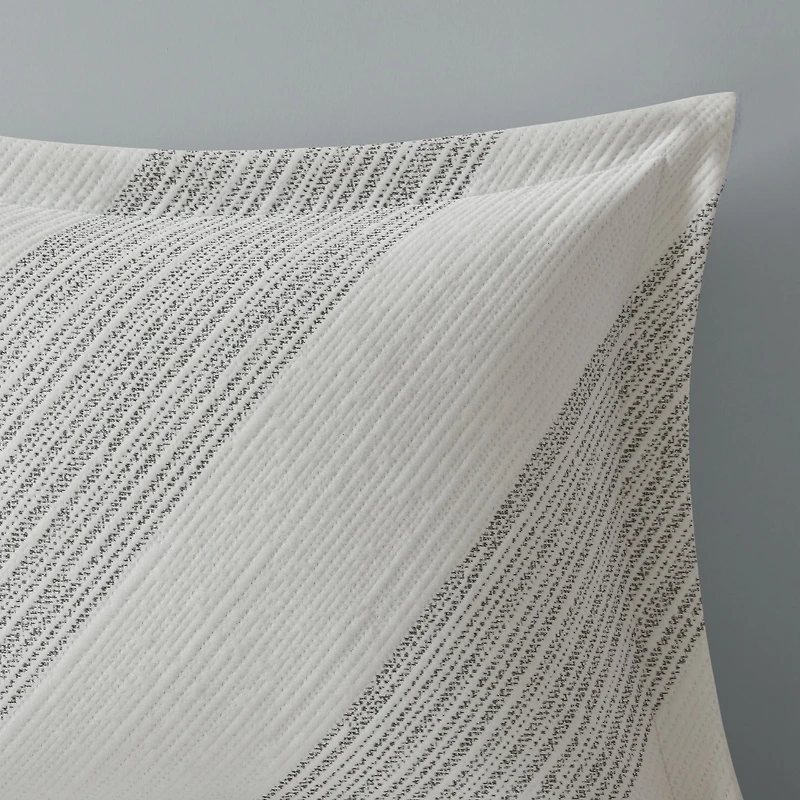 Tennyson Comforter Set