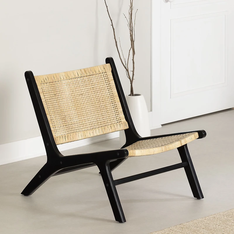 Balka Rattan Lounge Chair