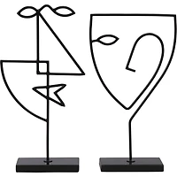 Posie Statue