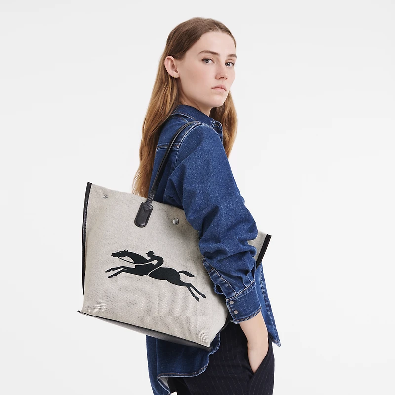 Essential L Tote bag