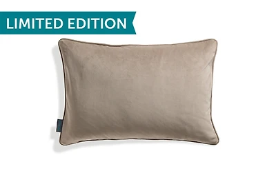 24x16 Throw Pillow Cover: Mondo Ultra Velvet