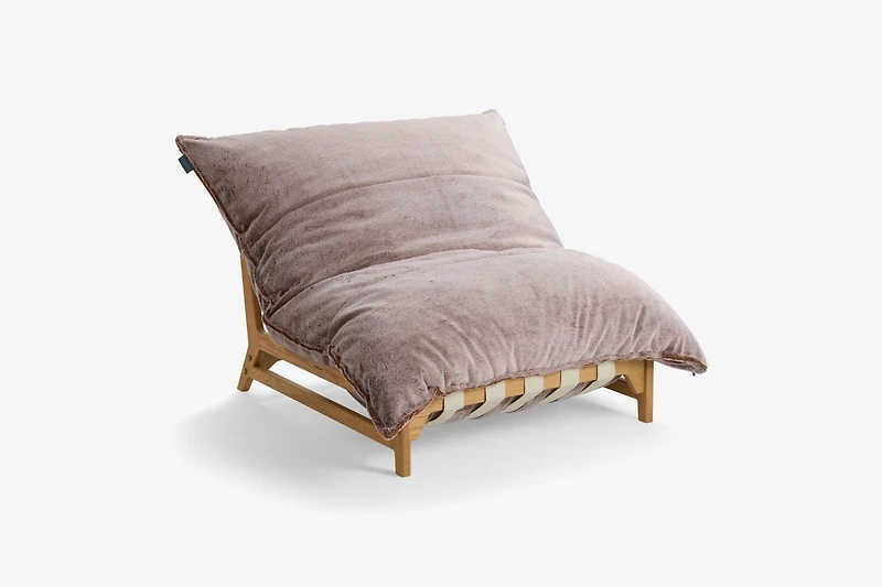 PillowSac Chair: Bronze Wombat Phur