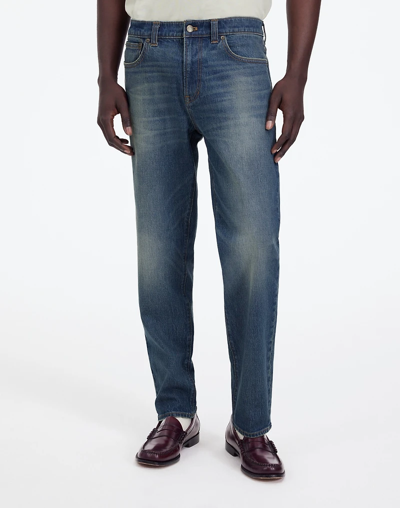 Relaxed Taper Jeans
