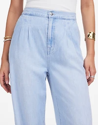 The Petite Harlow Wide-Leg Denim Trouser in Noll Wash: Airy Denim Edition | Madewell