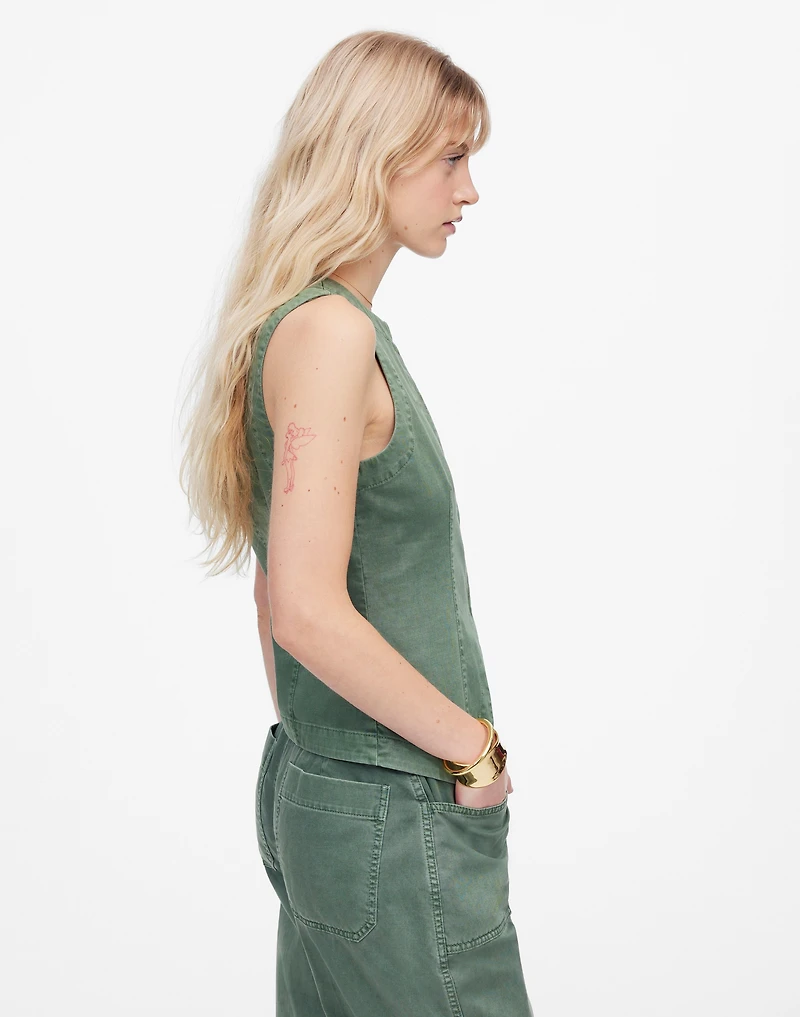 Twill Crewneck Vest in Garment Dye | Madewell
