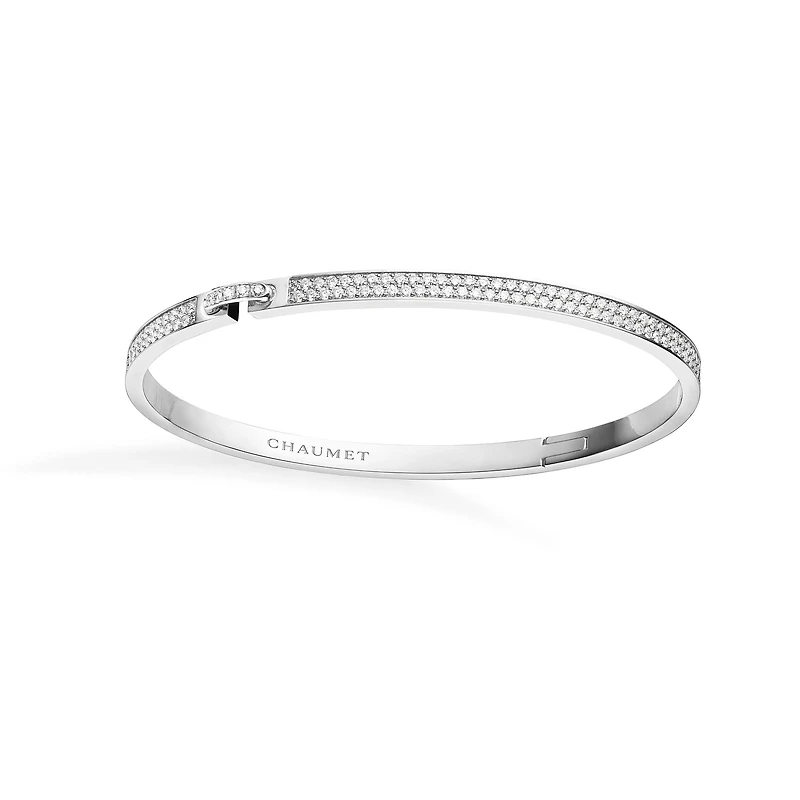 Liens Évidence White Gold and Diamond Pavé Bangle