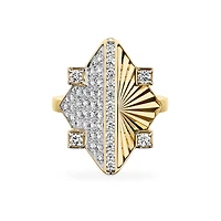 Exceptional Guilloché Yellow Gold and Diamond Ring - 7