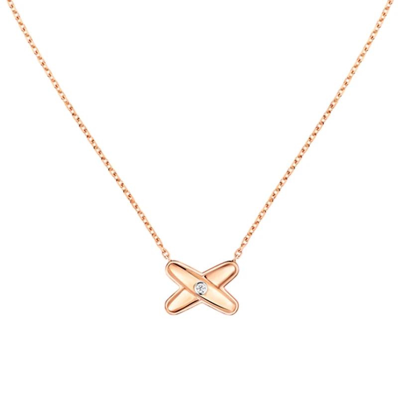 Jeux De Liens Rose Gold and Diamond Pendant
