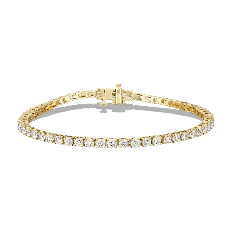 Diamond line bracelet in yellow gold