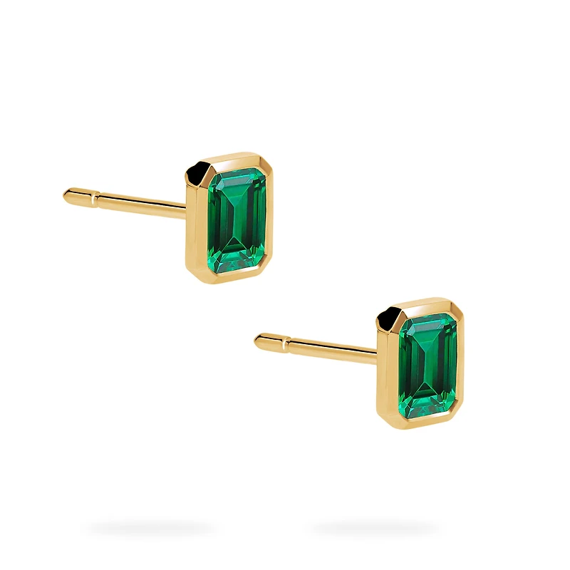 Yellow Gold Emerald Stud Earrings