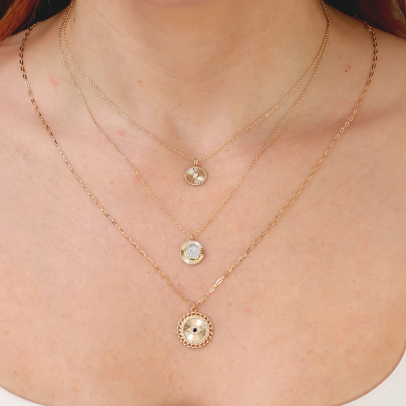 Guilo Yellow Gold and Diamond Pendant
