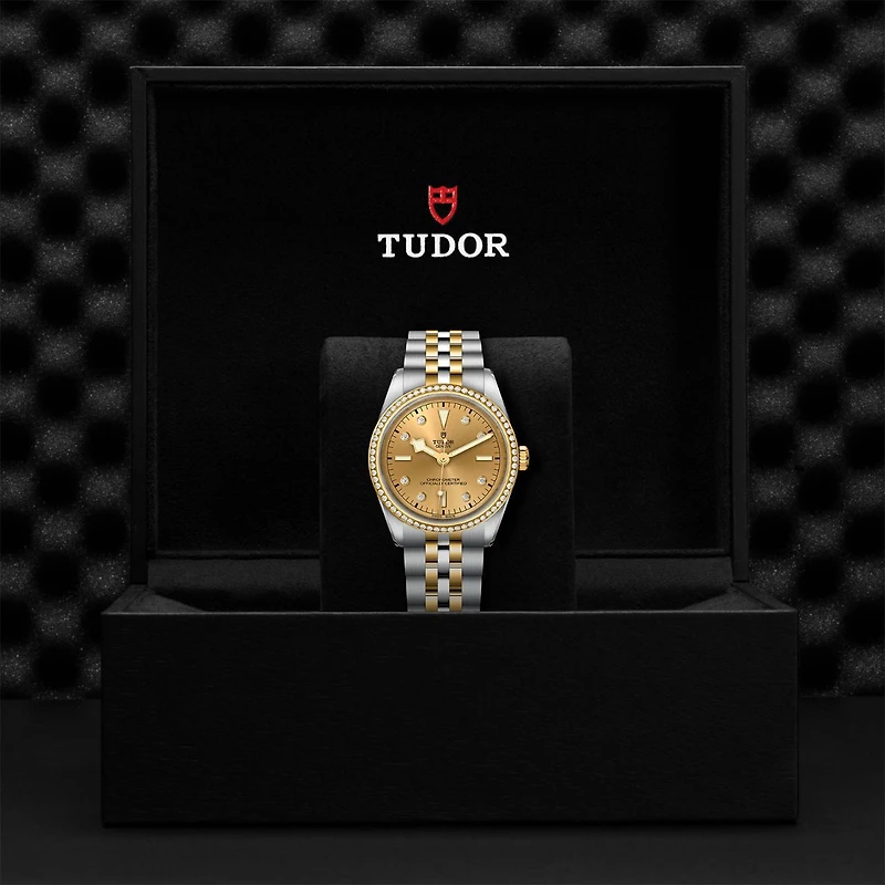 Black Bay One Automatic mm Yellow Gold