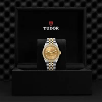 Black Bay One Automatic mm Yellow Gold
