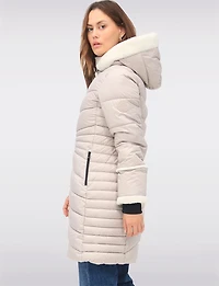 Doudoune Longue Végan avec Détails en Sherpa & Capuche Amovible par Point Zero