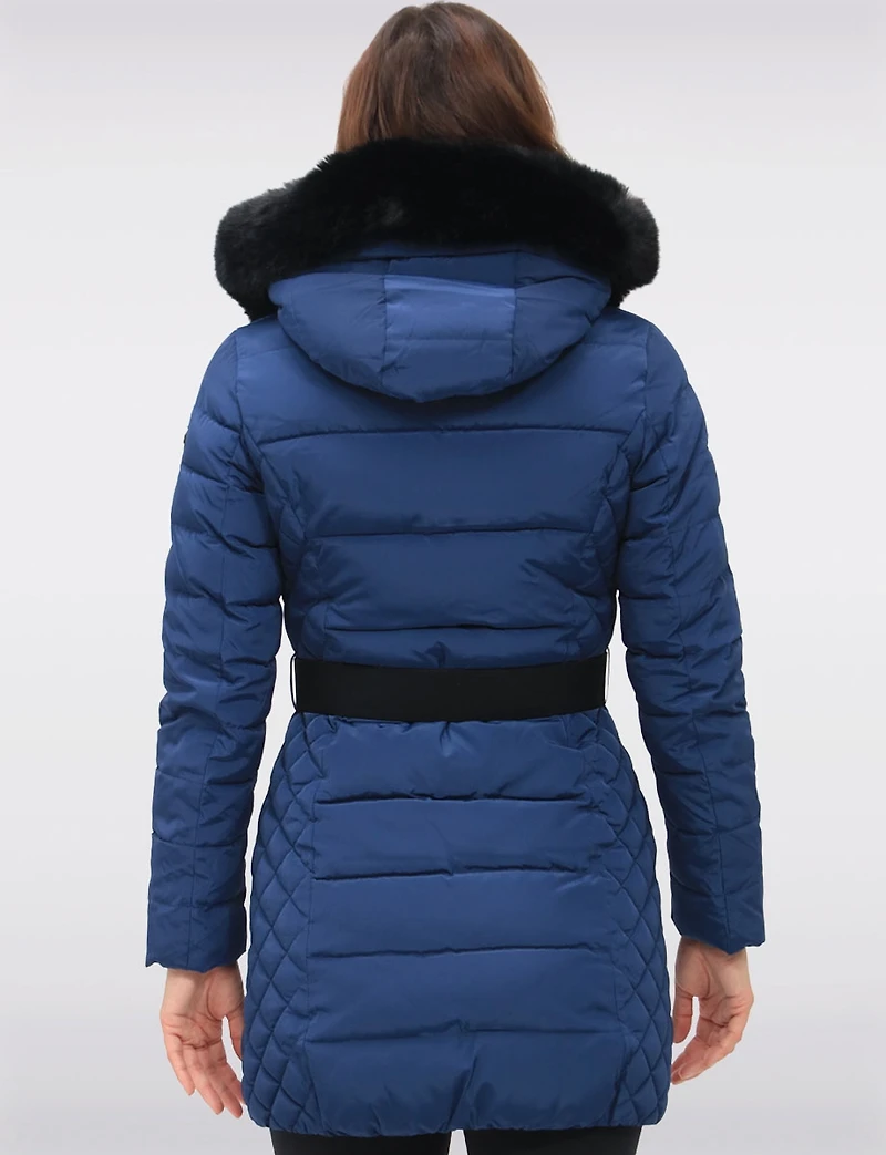 Manteau Matelassé En Eco-Duvet Avec Capuche & Fourrure Vegan par Saki