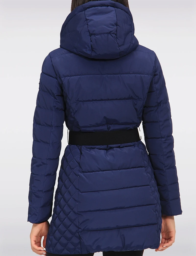 Manteau Matelassé En Eco-Duvet Avec Capuche & Fourrure Vegan par Saki