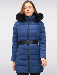 Manteau Matelassé En Eco-Duvet Avec Capuche & Fourrure Vegan par Saki