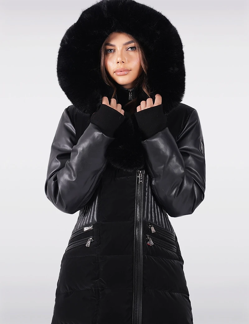 Manteau Chic avec Détails en Simili Cuir Plastron et Capuche Intégrée par Sicily