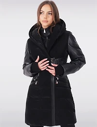 Manteau Chic avec Détails en Simili Cuir Plastron et Capuche Intégrée par Sicily