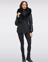 Veste Ceinturée Noir Mat avec Détails en Fausse Fourrure & Cuir Vegan par Sicily